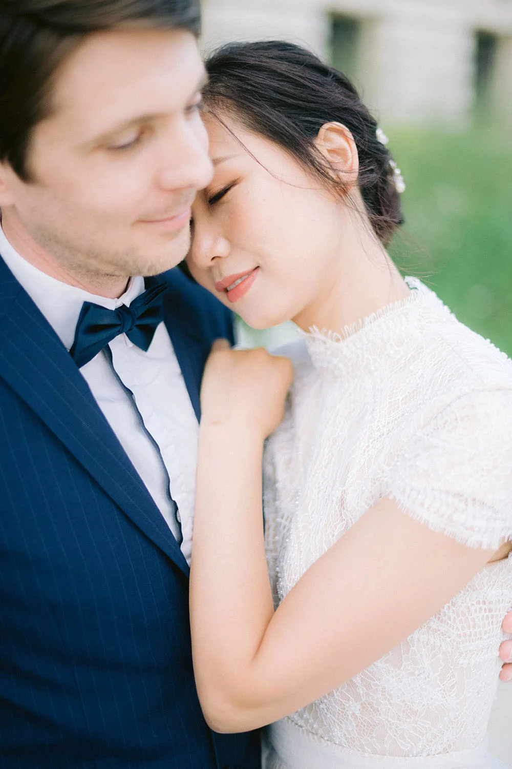 Intimate couple portrait during a pre-wedding session in Paris