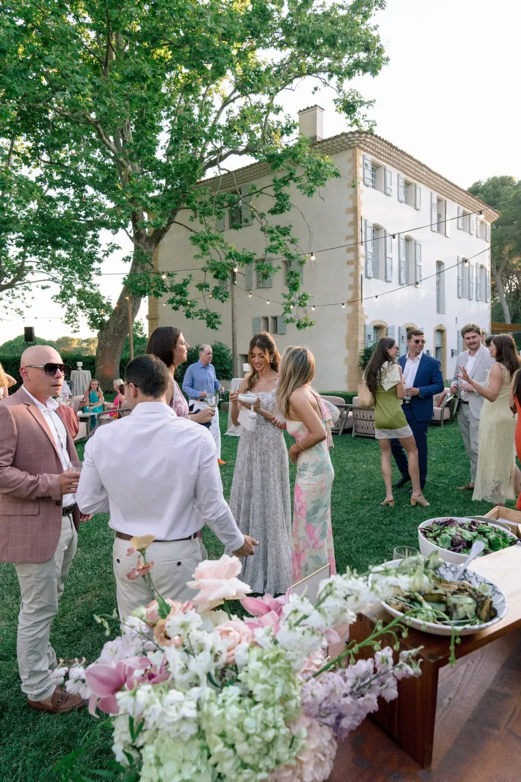Garden reception and floral design during the Day 2 welcome dinner at Château de la Gaude