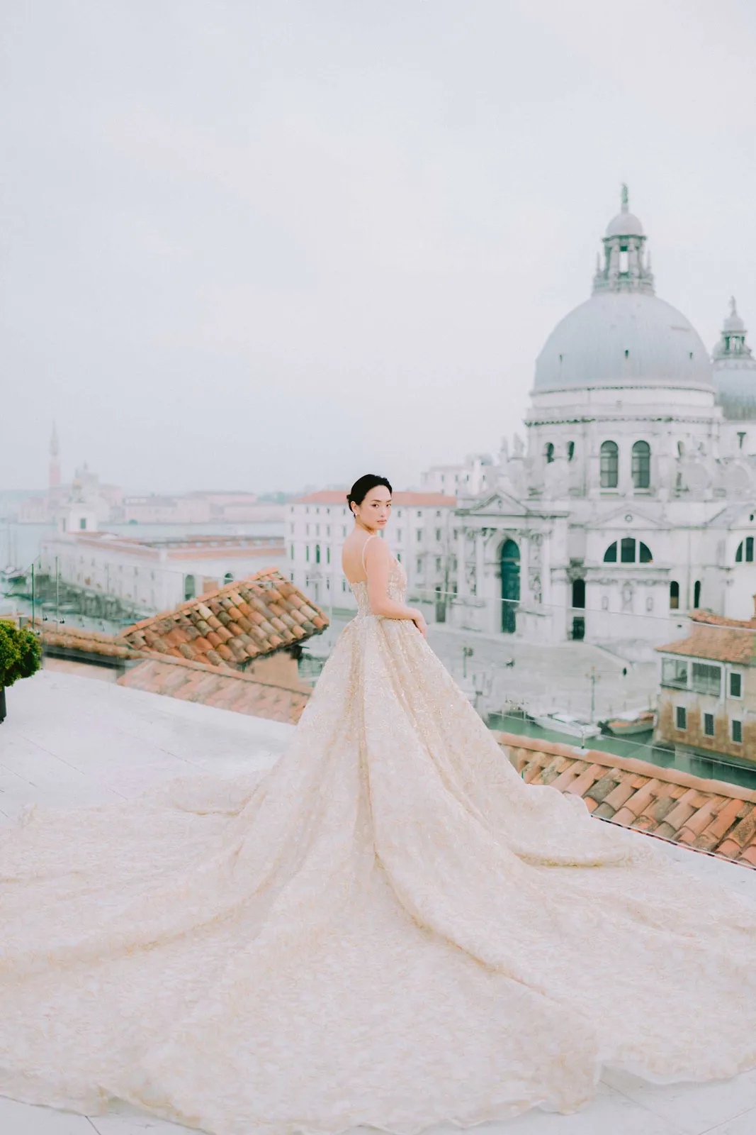 Destination wedding photographer in Venice, Italy