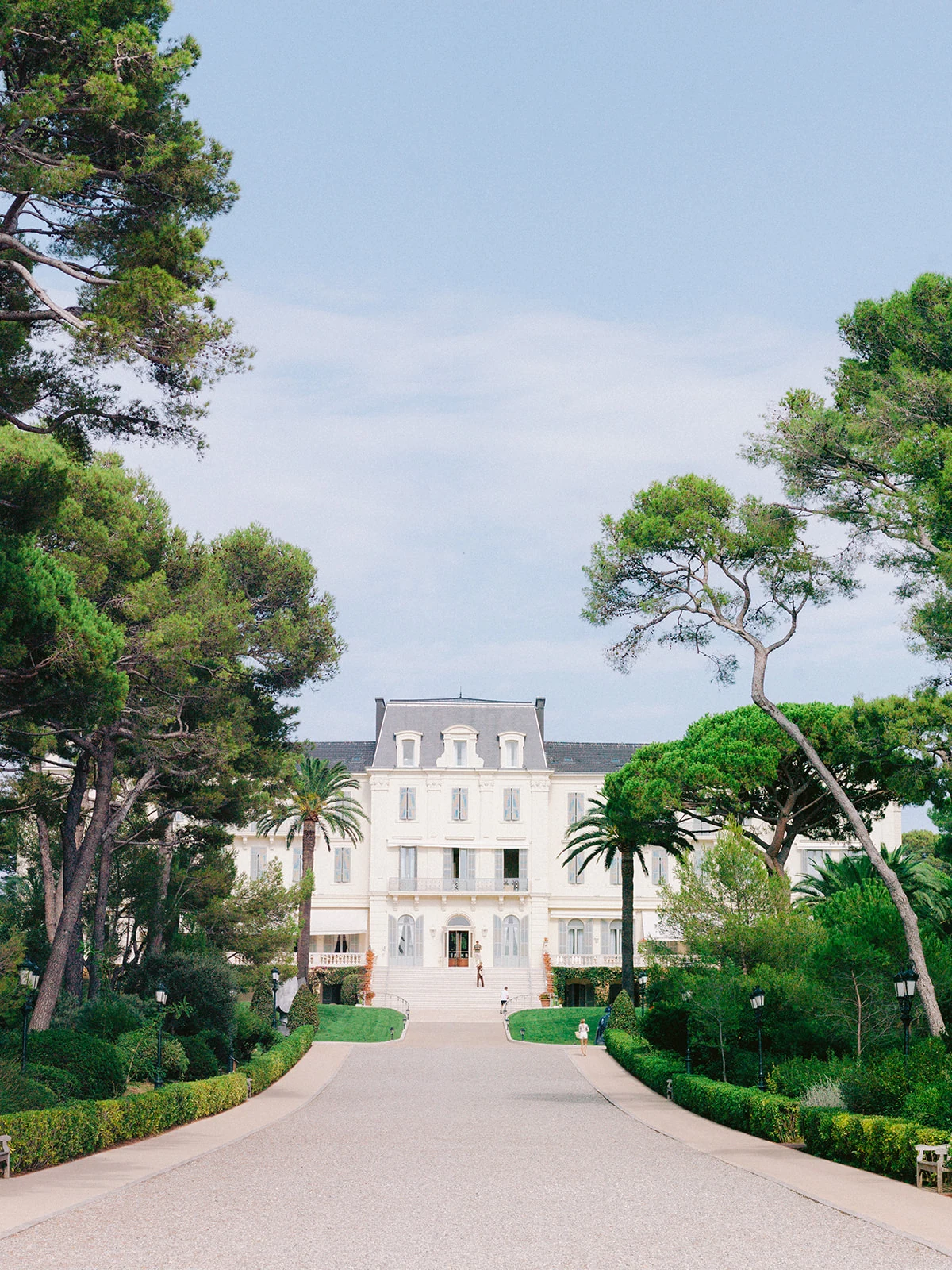Outdoor summer wedding in France during long seasonal daylight