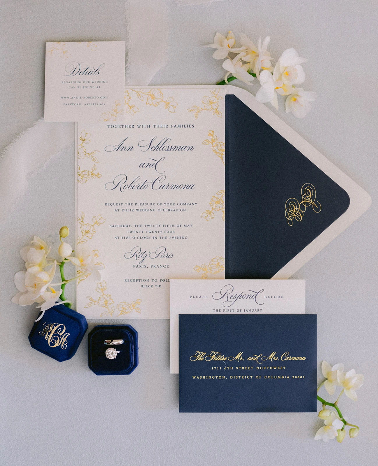 Faire-part, alliances et papeterie d’un mariage au Ritz Paris