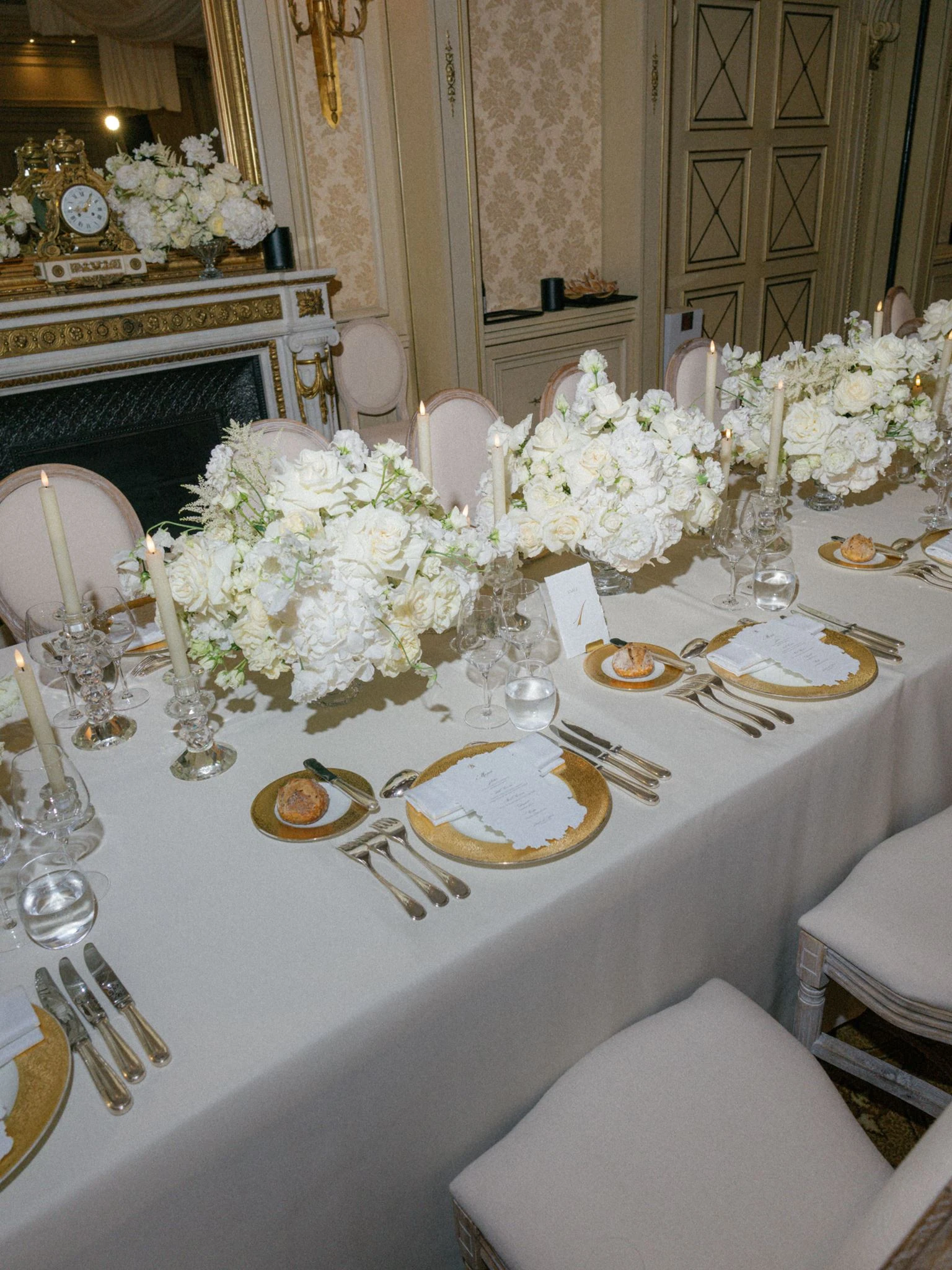White floral reception table styled for a luxury editorial wedding in Paris