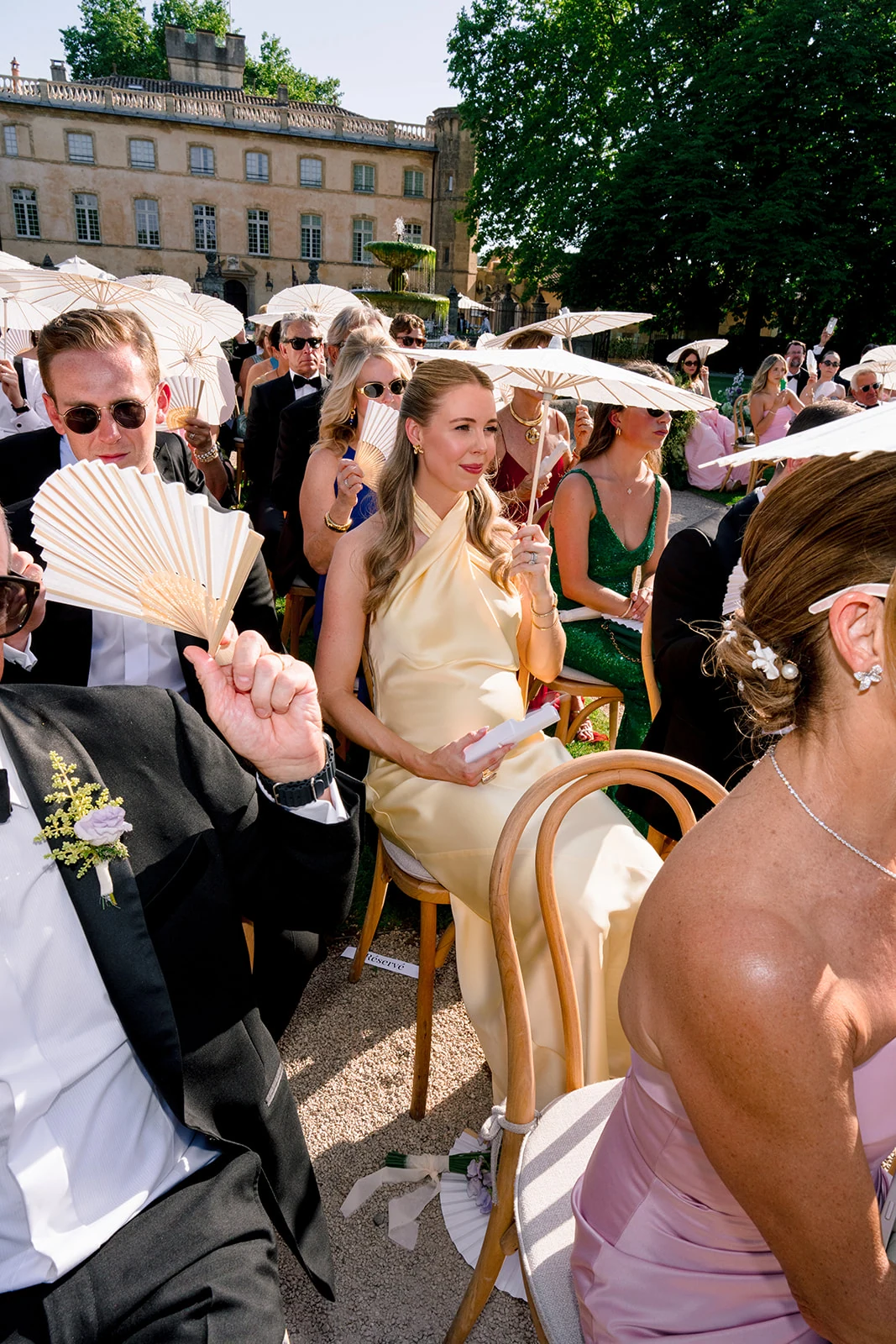 Invités lors d’une cérémonie de mariage à la Villa Baulieu en Provence